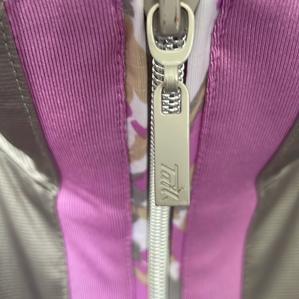 Tail Zip Front Active Jacket Size M - image 7